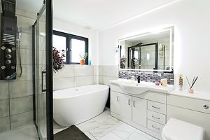 Family Bathroom- click for photo gallery